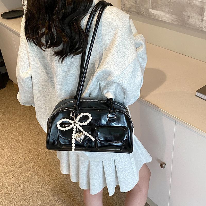 2026 Glossy Underarm Baguette Bag - High-End Women's Commuting Shoulder Bag, Korean Niche Boston Bowling Style