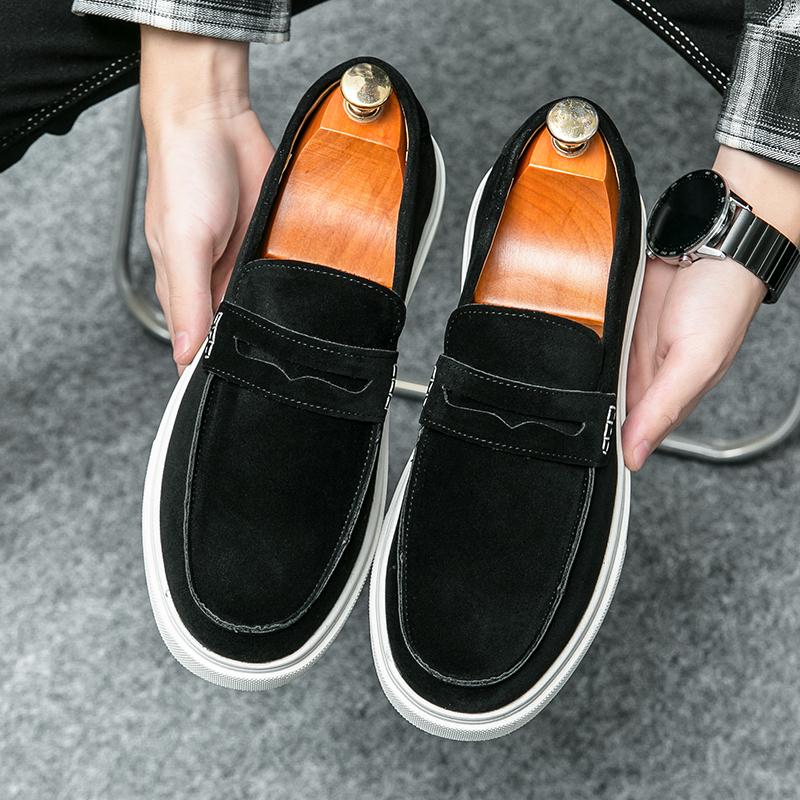 FashionNew Mens Loafers Casual Suede Leather Shoes for Men Slip On Moccasins Breathable Male Driving Shoes Comfort Soft Dress Footwear