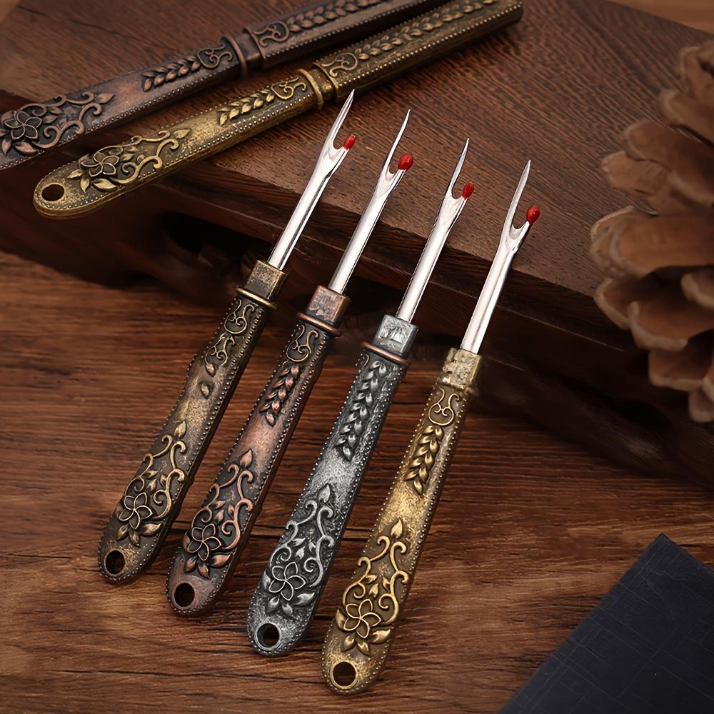 Hand-held Thread Picker and Cutter - Vintage Embroidery Thread Remover, Cross-stitch Sewing Tool - For Cutting Clothes