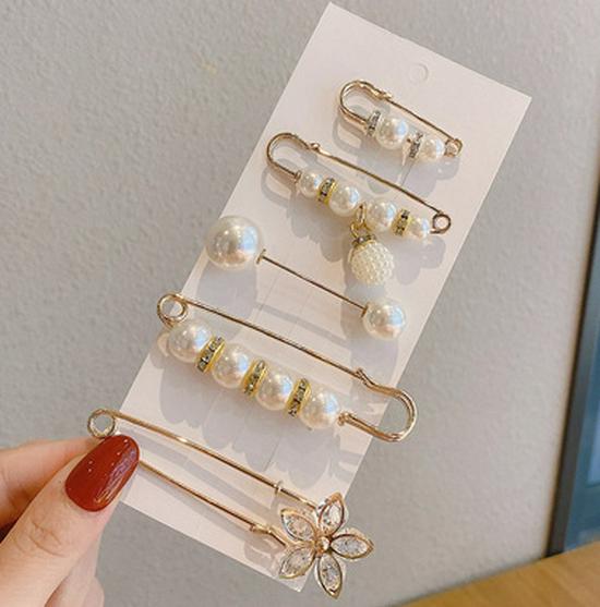 Pearl Button Brooch for Waistband Adjustment - Women's Pin to Secure and Shape Skirts or Pants