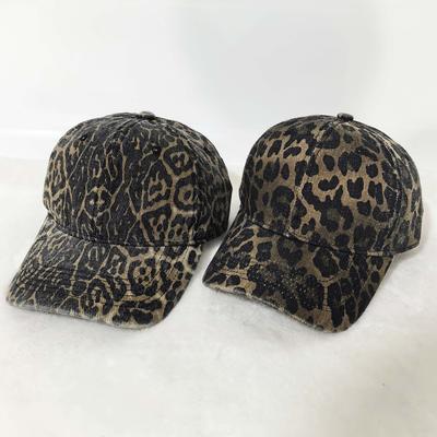 Nakrycia głowy – Czapki i czapki z daszkiem