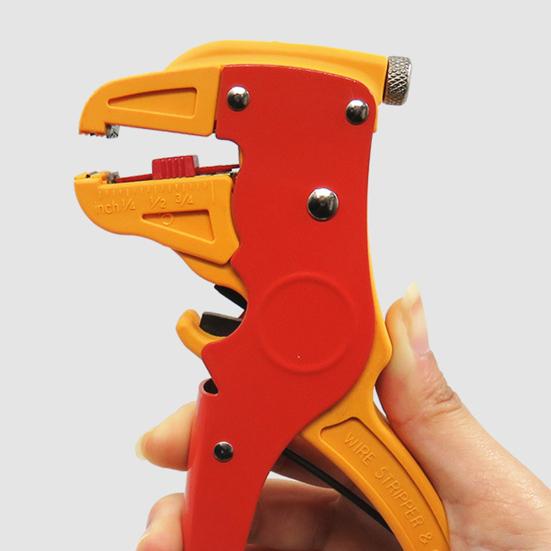 45294 ks Automatický odizolovací a řezací nástroj Quick Stirp Protiskluzová rukojeť