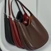Ein-Schulter-Achseltasche, Ledertasche für Damen, Halbmondtasche, Umhängetasche, Vielseitige Trendtasche