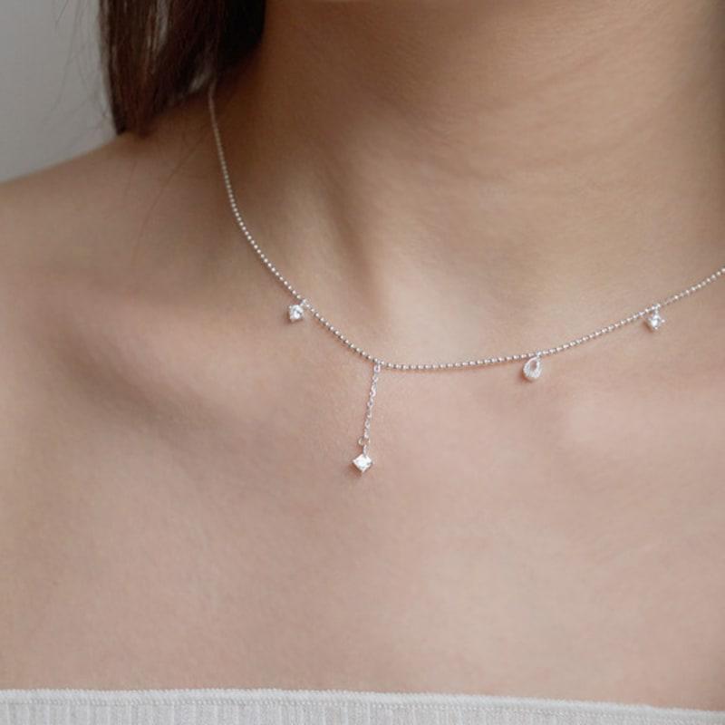 

OVT-U [925 Silver] Petite Point Cubic Necklace Silver