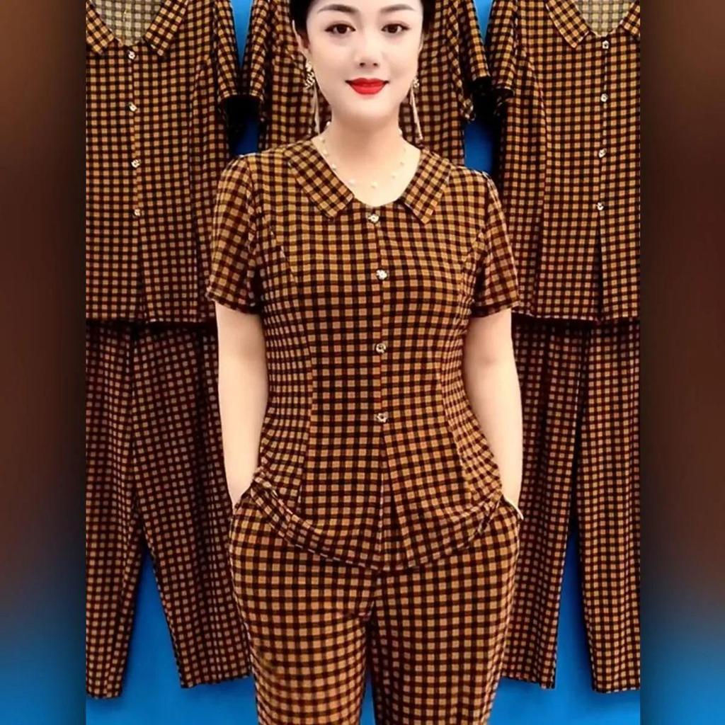 Maternity Summer Short Sleeve Two-Piece Set: Loose, Stylish Flaw-Hiding Plaid Top with Casual Pants
