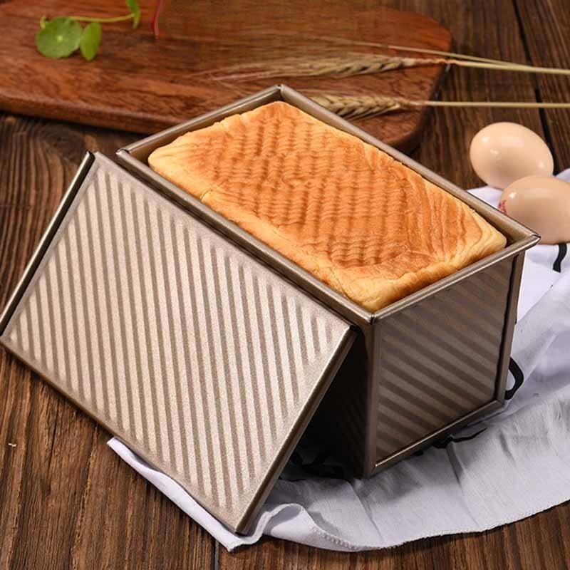 Rectangle Loaf Pan with Lid Non-Stick Bread Baking Pan Carbon Steel Corrugated Toast Box Toast Mold for Oven Baking Tool