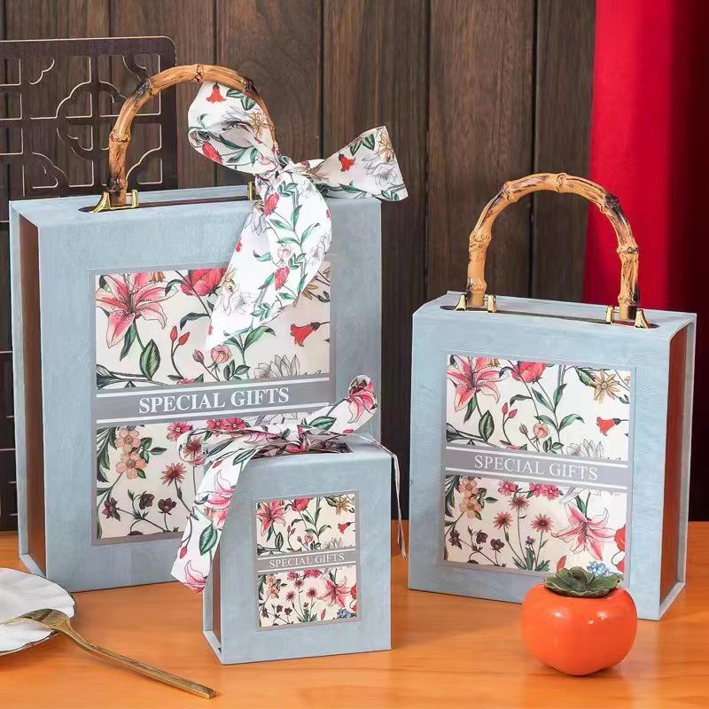 Bamboo Handbag Bridesmaid Gift Box - Wedding Favor & Candy Box