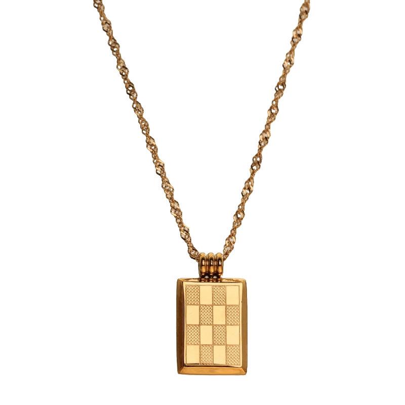 Star Square Pendant Necklace - Fashionable, Non-fading Clavicle Chain with a Chic, Luxurious Design