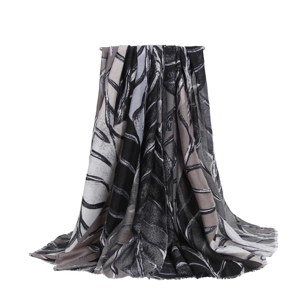 Winter Warm Thick Printed Large Scarf Fashion Shawl For Women Daily Wear