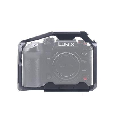 SIUTATDSH Kamerakäfig für Panasonic LUMIX Super Blitzschuh Arri Kompatible Schraube und Arca-Platte GH7/GH6 Kameras, Erweiterbar, Integrierter Halter, Löcher,