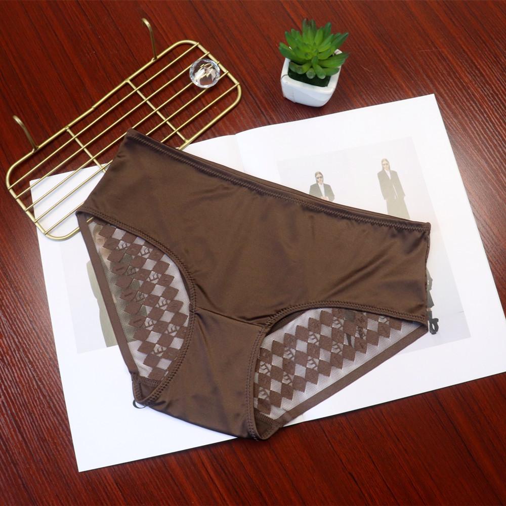 Women's Anti Bacterial Silky Lace Sexy Mid Waist Hip Lift Comfortable Briefs