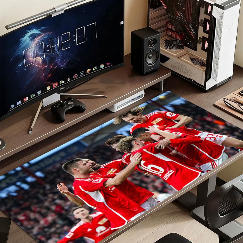Union Berlin Players Mouse Pad, Large Gaming Desk Mat, Non-slip XXL Mousepad for Laptop & Tablet, Mini PC Playmat with Stitched Edges