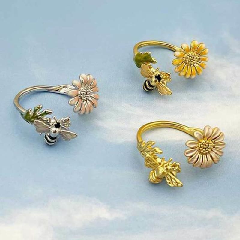Ollia Bee Free Size Layered Gardling Fashion Ring