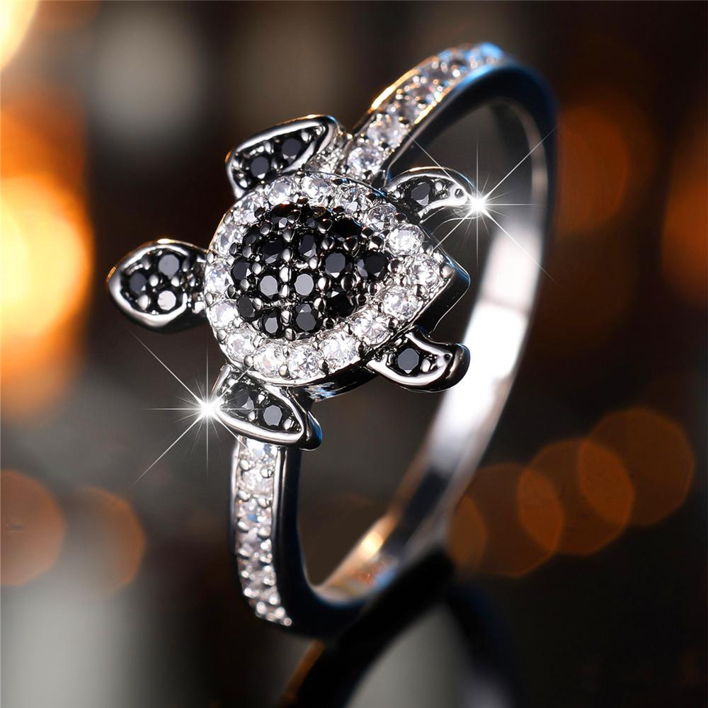 Luxury Female Black Zircon Stone Turtle Finger Ring Vintage Silver Color Wedding Band Bridal  For Women