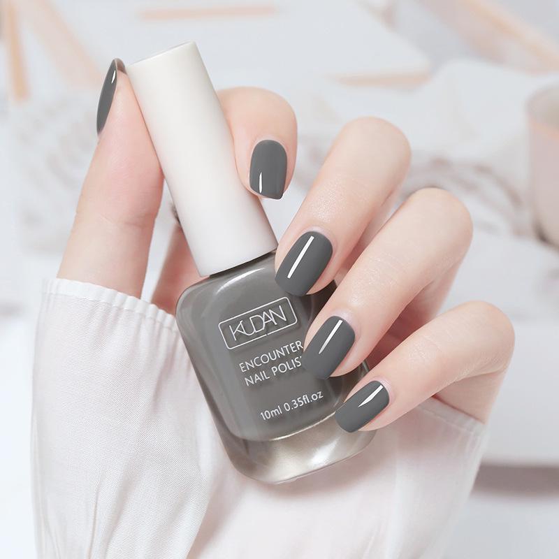 Long-Lasting Water-Based Peelable Nail Polish - No Lamp Needed, Quick-Drying, Colorfast, Perfect for Students and Salons.