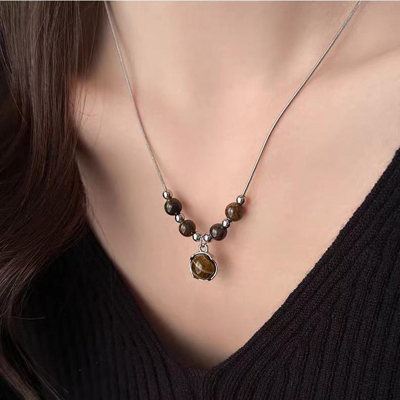 Melaleuca Women's Leather Tiger Eye Pendant Necklace - Elegant European & American Style Choker.