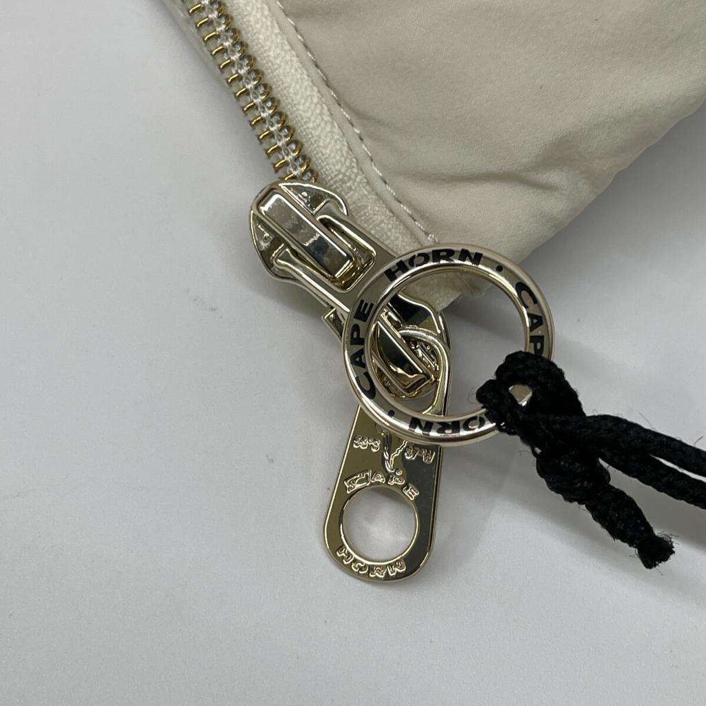 CAPE HORN White 52574 Kina Murmurskie Down Jacket Jacket 44 whiteUsed