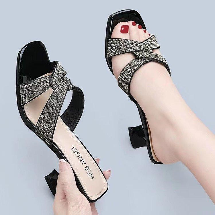 Thick-heeled slippers women's 2025 summer new sandals women's medium-heeled one-word drag fashion versatile rhinestone high-heeled cool slippers