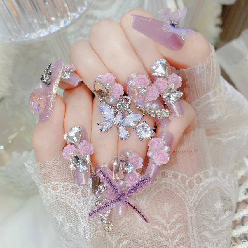 Mittlere Sarg-Press-on-Nägel mit Strasssteinen, wiederverwendbar, Vollabdeckung, Klebe-Fingernägel, Press-ons, Künstliche Falsche Nägel, Aufkleber-Nägel für Damen