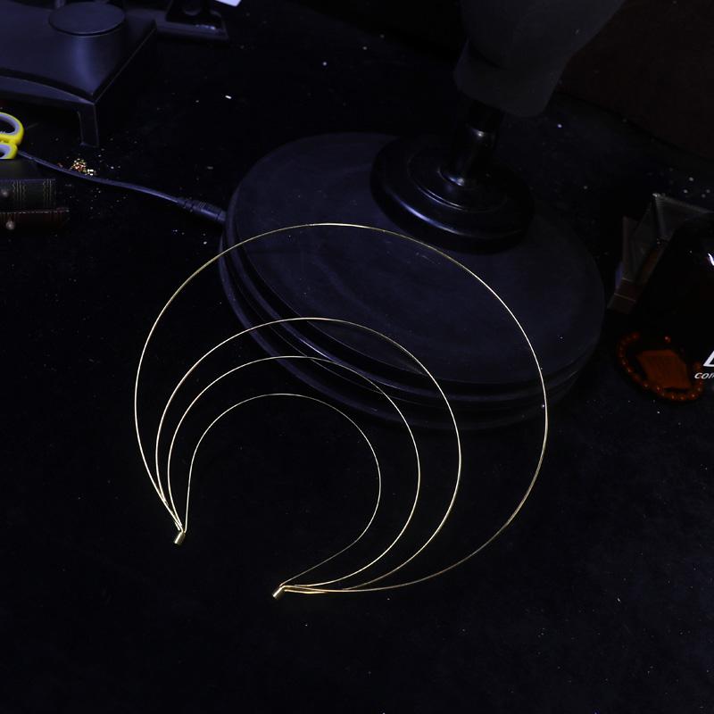 

1pc Fashion Creative Personalized Headband With Four Layers High-quality Alloy Exaggerated Crown Party Birthday Headband Crown