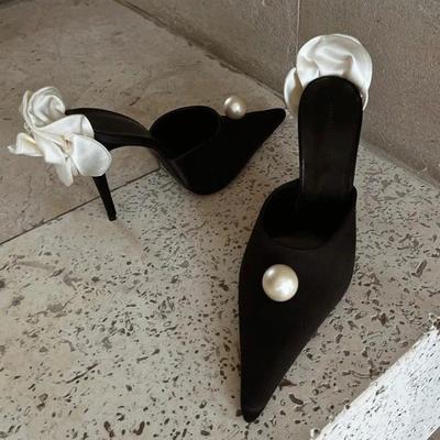 Neue spitze Zehen Satin Perle High Heels Damen Stilettoabsätze Promi Bankett Weiß Rose Zehen Zehen Rücken Leere Sandalen