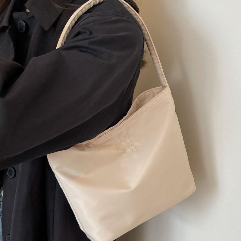 Women's Bag Handbag Summer New Embroidered Armpit Bag Versatile Commuter Shoulder Bucket Bag Nylon Bag