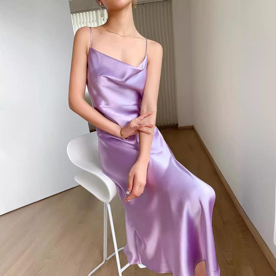 

2024 Satin Cowl Neck Spaghetti Strap Dress with Slit L чёрный