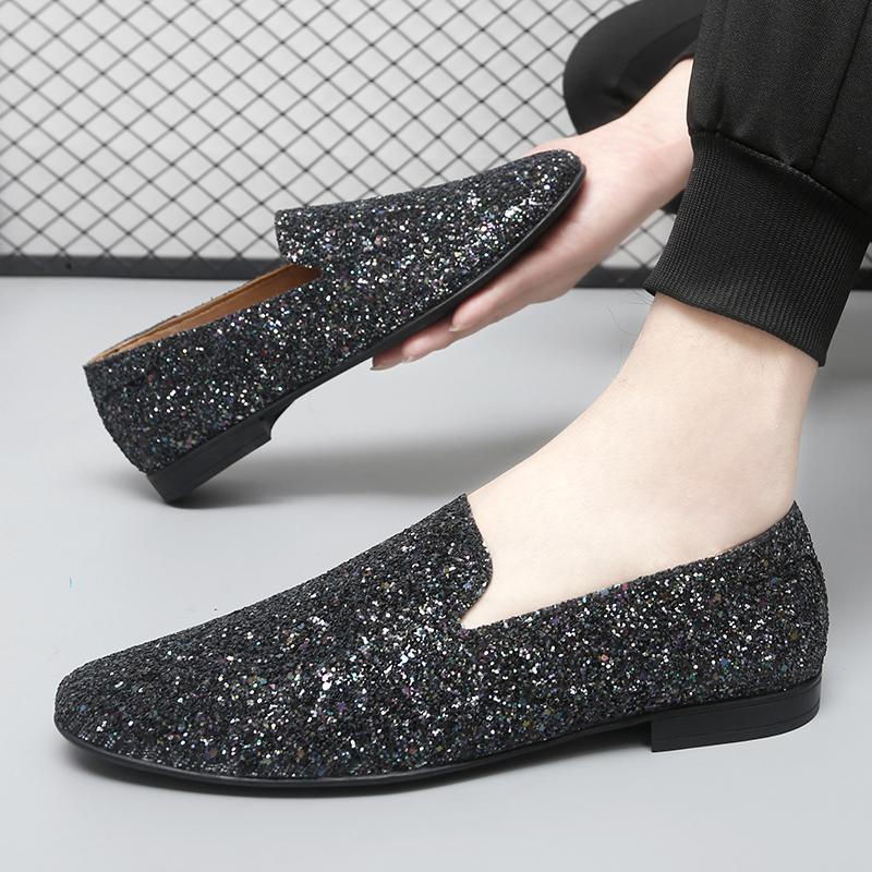 Modne męskie oddychające mokasyny z miękką podeszwą Błyszczące męskie skórzane loafersy wsuwane Wygodne buty do jazdy na co dzień Biznesowe penny loafersy