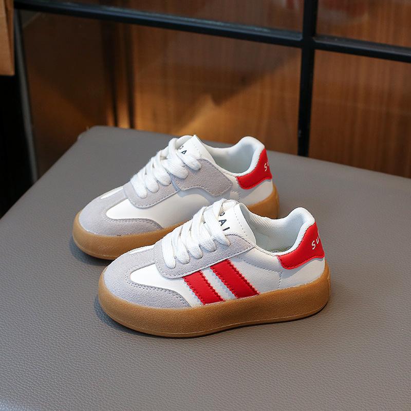 

Детская спортивная обувь 2025 весна и осень новая обувь для скейтборда с низким верхом для мальчиков, универсальная повседневная обувь на мягкой подошве для девочек, детская обувь 23-25 yards, 3 pairs in one hand красный