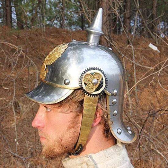 Německá vojenská přilba Pickelhaube, STEEL Imperiální pruský důstojník s hroty WWI, replika přileb z druhé světové války