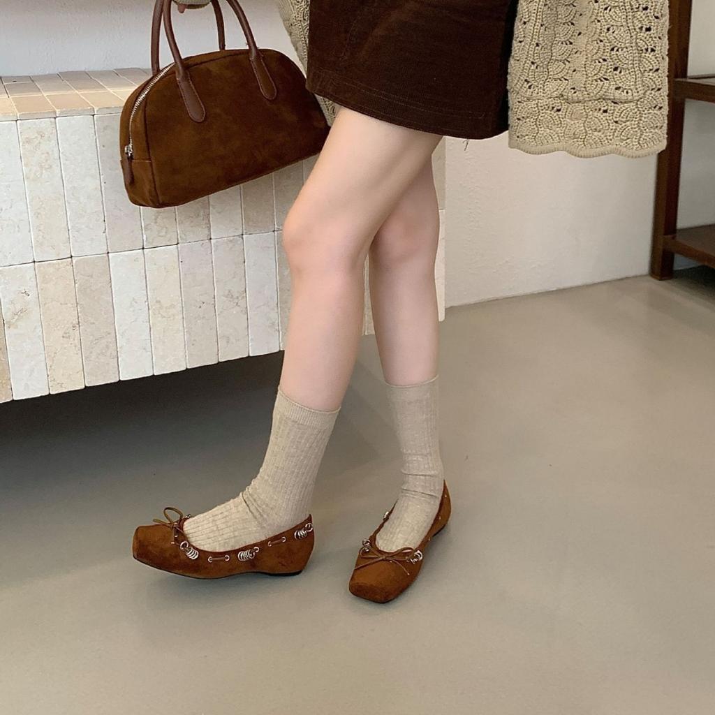2025 Autumn and Winter New Square Head Shallow Mouth Suede Metal Buckle Bow Inner Slope Heel Commuter Work Women's Single Shoes