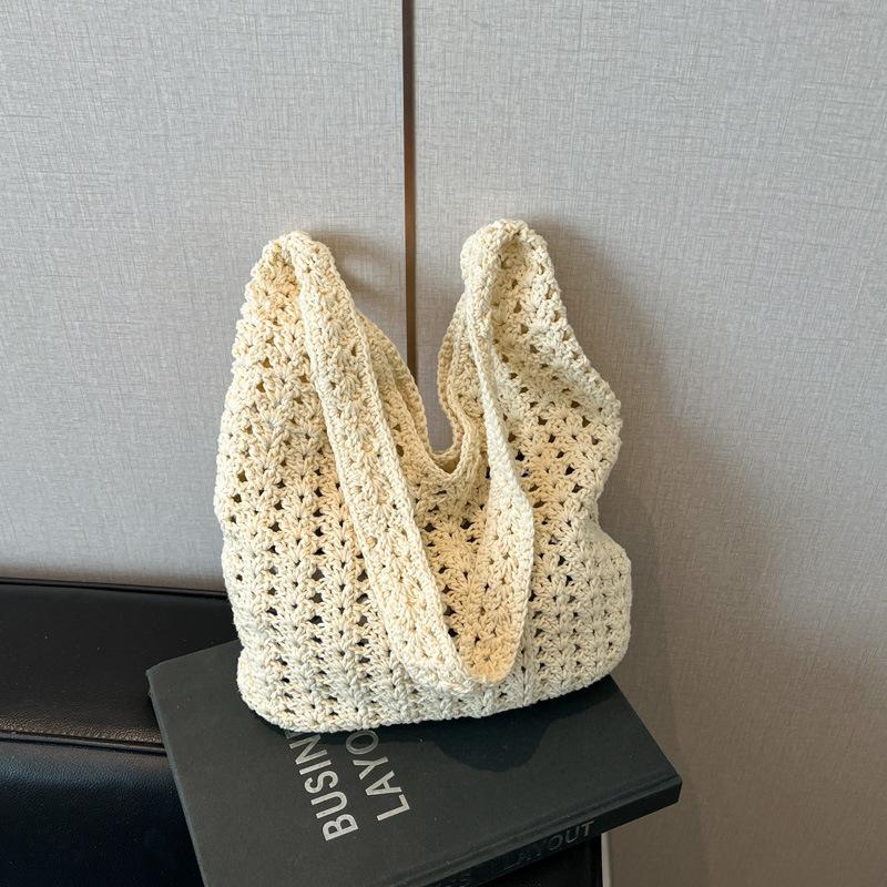 Summer Hollow Woven Shoulder Messenger Bag Women's New Seaside Vacation Beach Bag Knitted Tote Bag
