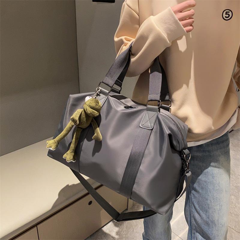 Large capacity luggage bag portable shoulder bag girl cute tote bag portable travel bag versatile fitness bag
