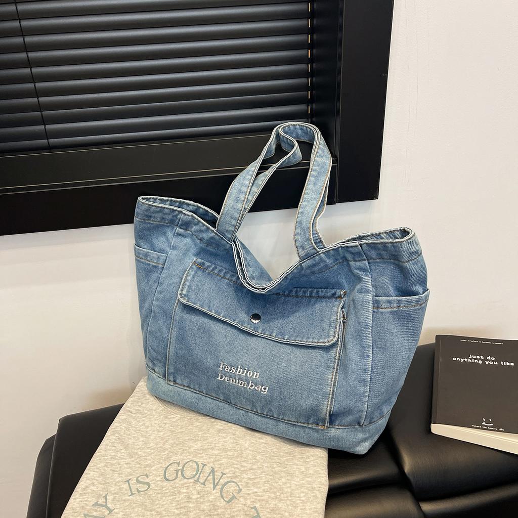 Fauler Wind Denim Umhängetasche Große Kapazität Pendler Umhängetasche Damen 2025 Sommer Nischen Design Reise Tragbar