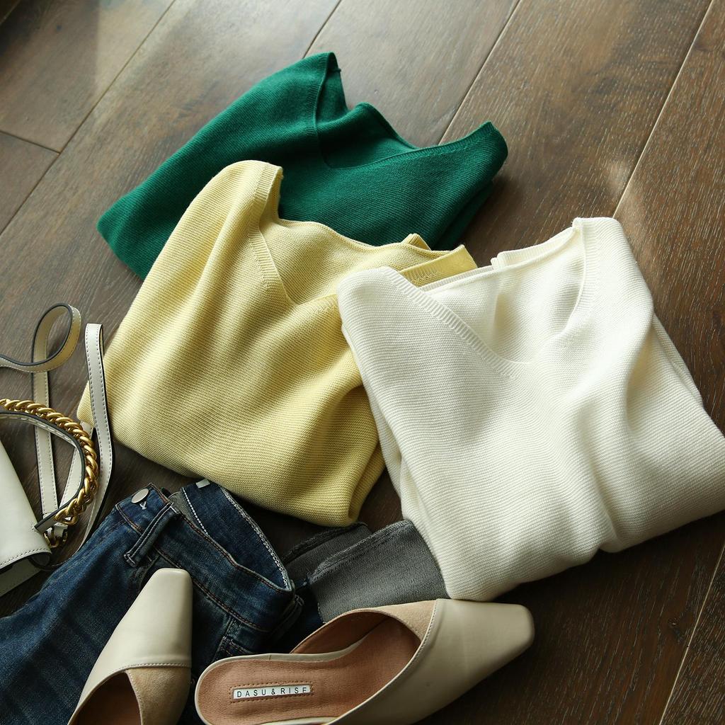 2024 Spring/Autumn Women's Nine-Sleeve V-Neck Knit Top