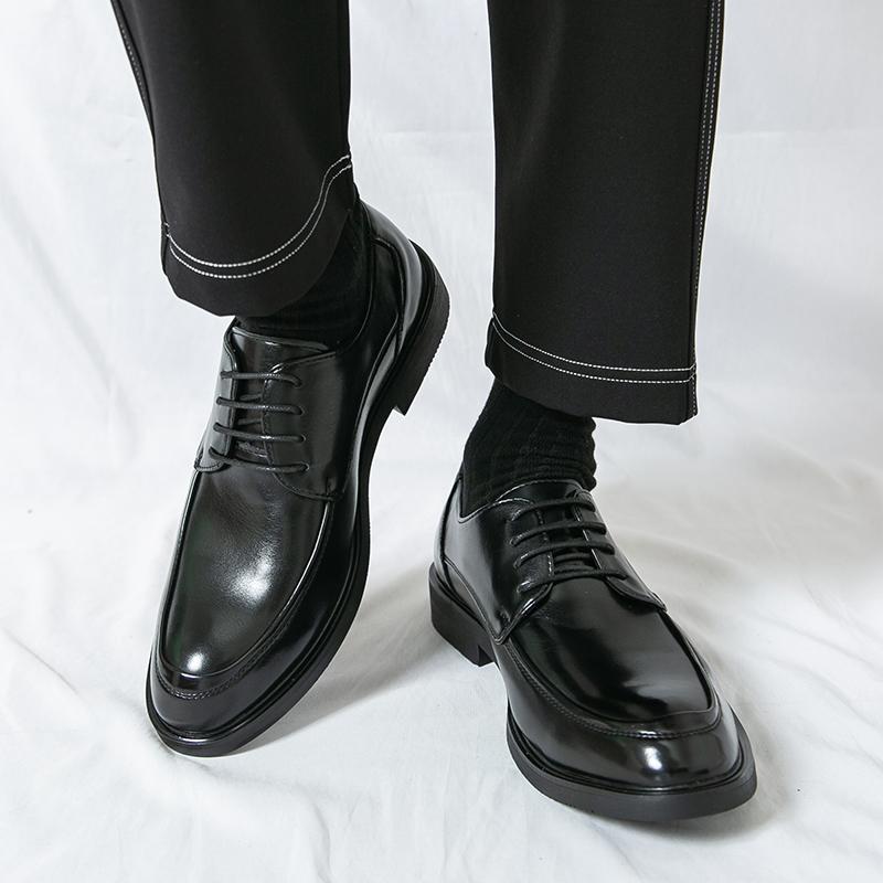 Fashion Black Men's Leather Shoes DRESS Business Gentleman Style Fashion Party Groom Wedding Adult Shoes 38-46 Versatile Hot Selling