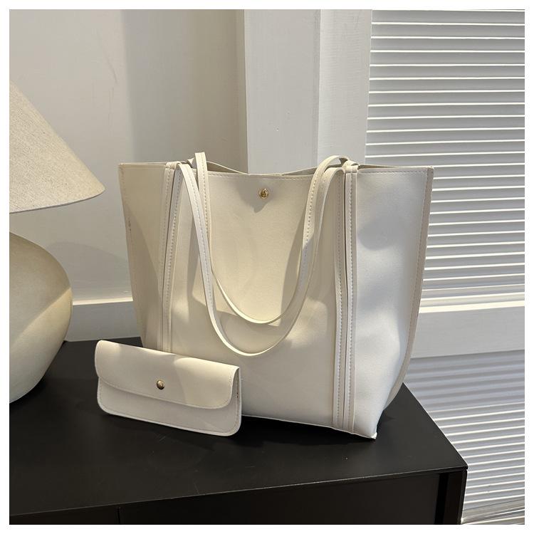 2023 Retro Textured Large Capacity Casual Shoulder Tote Handbag for Women