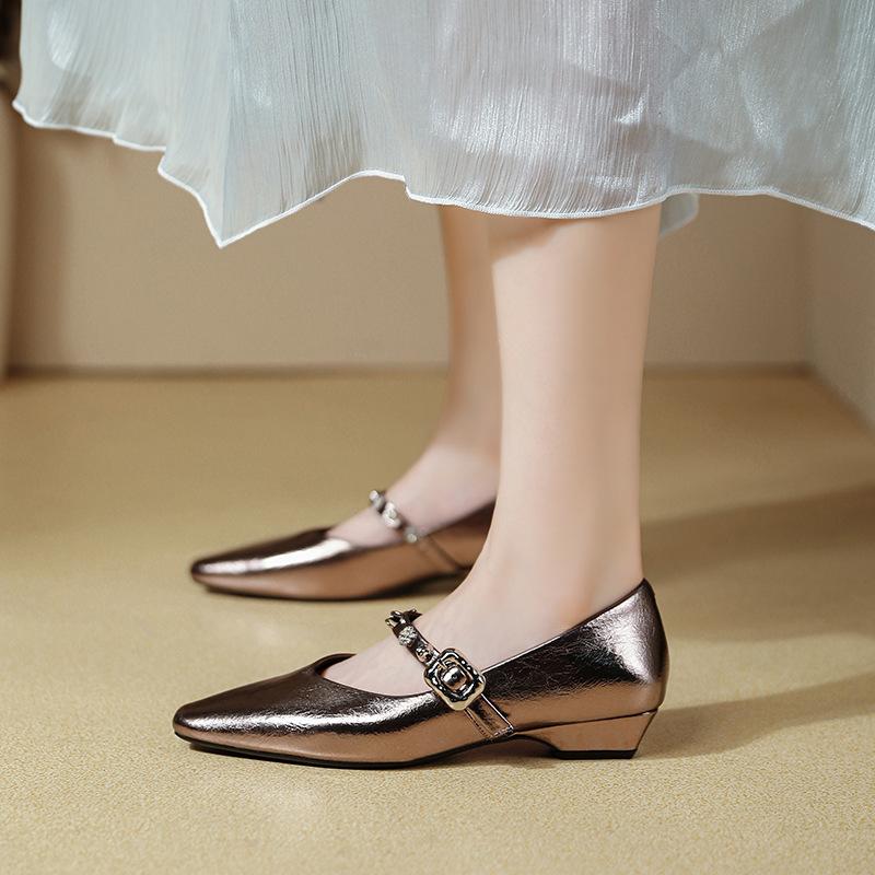 French retro v-port one-word buckle with Mary Jane shoes thick heel 2025 new soft leather square head low heel light mouth single shoes