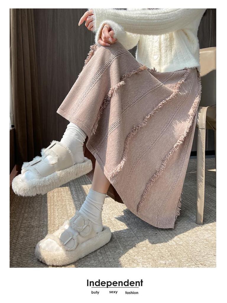 Women's Autumn-Winter White Wool Midi Skirt: High Waist, A-Line with Tassel Detail