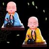 Solar Little Monk Ornamente creative pentru mașini Decorațiune pentru bord în stil chinezesc Budism Ornament norocos Accesorii interioare auto
