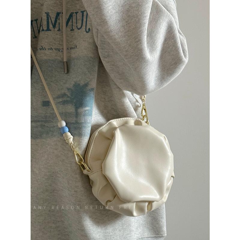 

Bag women s 2025 new trendy Korean version of high-end PU chain shoulder messenger bag cute girl pleated small round bag