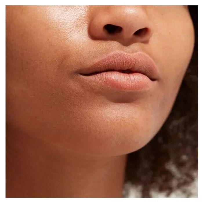 Rouge À Lèvres Luxury Nude Lips 001 Nudity