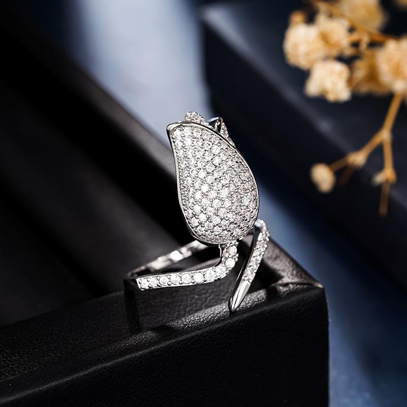 

CAOSHI Newly Designed Rose Flower Shape Finger Rings for Women Gold Color/Copper Color Romantic Engagement Zircon with CZ Stone resizable