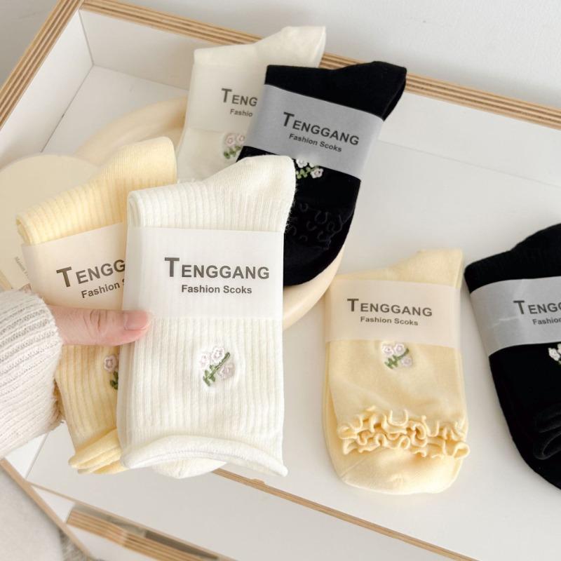 

Women s Autumn Embroidered Flower-patterned Mid-calf Socks, Cream-colored Lace Pile Stockings, Rolled-up Long Stockings 1 pair чорний