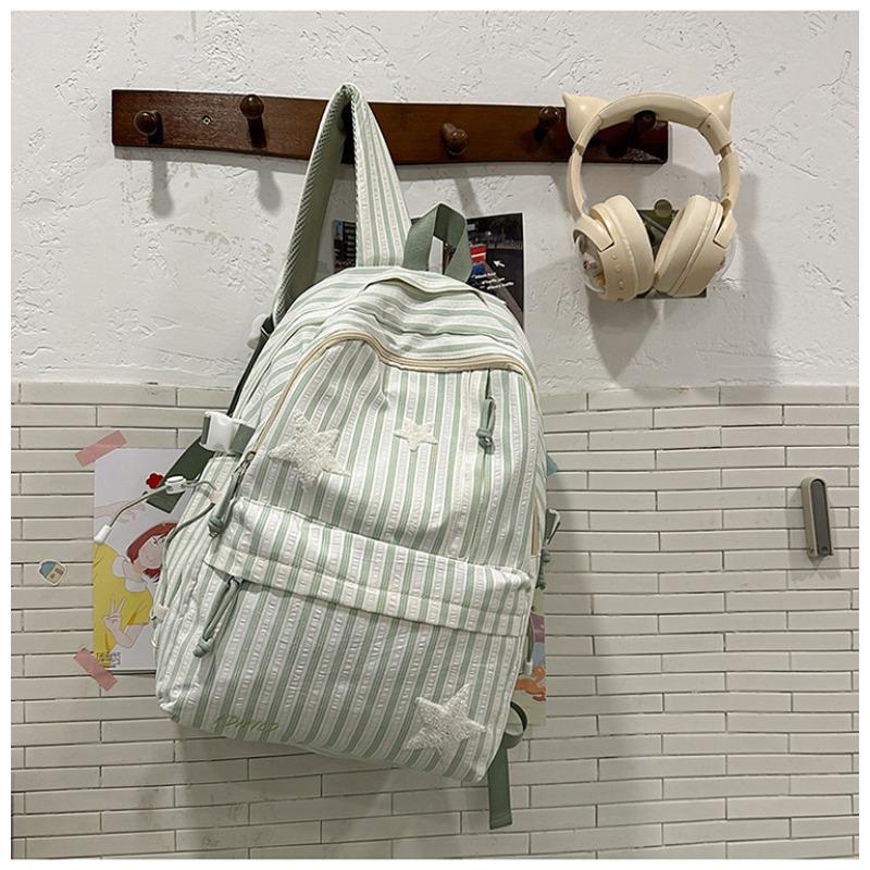 Striped backpack, large-capacity high school backpack, new lightweight schoolbag for junior high school students in the school season