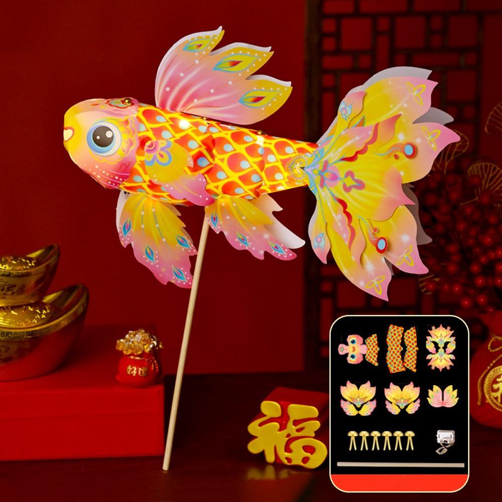 Chinese Traditional Handheld Fish Lantern Ancient Style Luminous Goldfish Light  Celebration