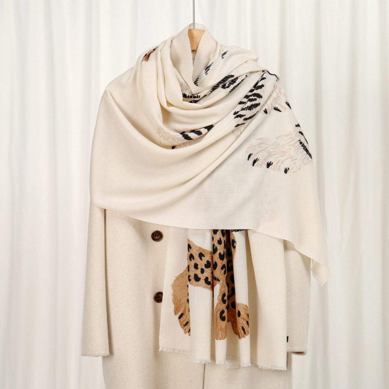 Red scarf women's autumn and winter new imitation cashmere thickened warm scarf high-end New Year's Christmas gift