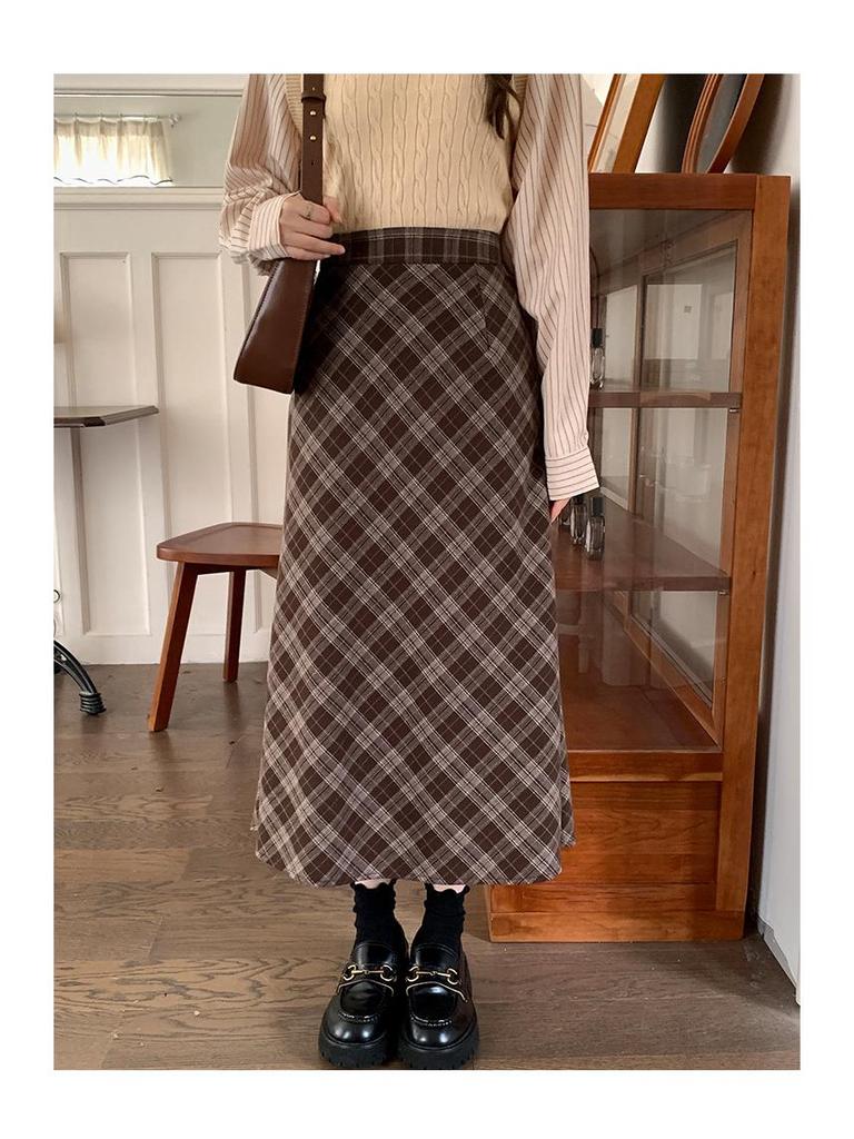 Середньодовга спідниця в клітинку з флісовою підкладкою - Зимова колекція 2025: Універсальна спідниця в стилі молочного чаю