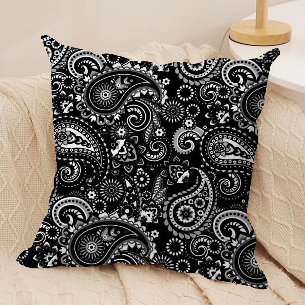 Painted Designp-Paisleys Cushion Cover Soft Plush Fabric Double-Sided Printed Sofa Cushion Cover For All Seasons Home Decor Gift