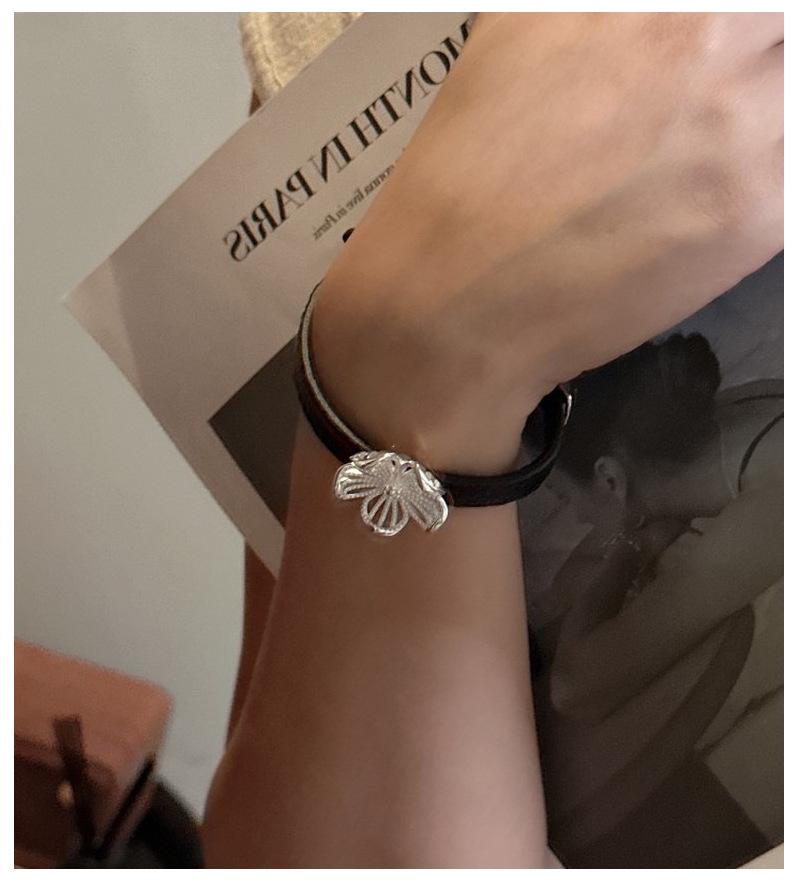 S925 Sterling Silver Korean Niche Big Flower Leather Bracelet - Retro Fashion Jewelry